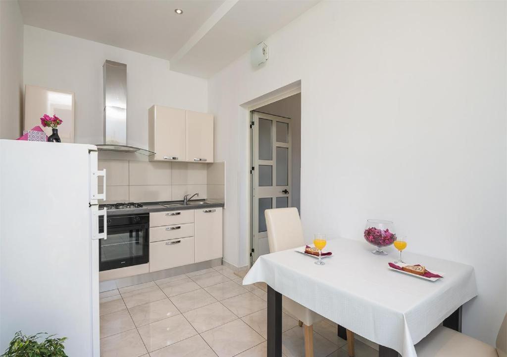 Adriatic Dream Apartments ดูบรอฟนิก ภายนอก รูปภาพ