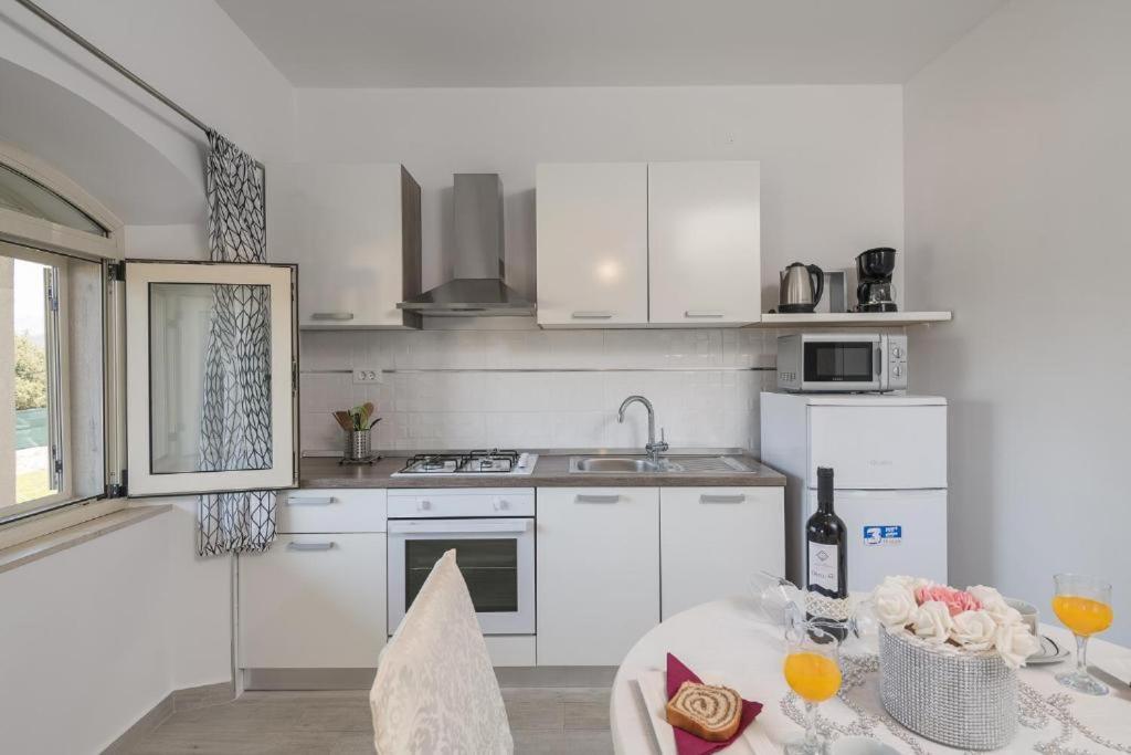 Adriatic Dream Apartments ดูบรอฟนิก ภายนอก รูปภาพ